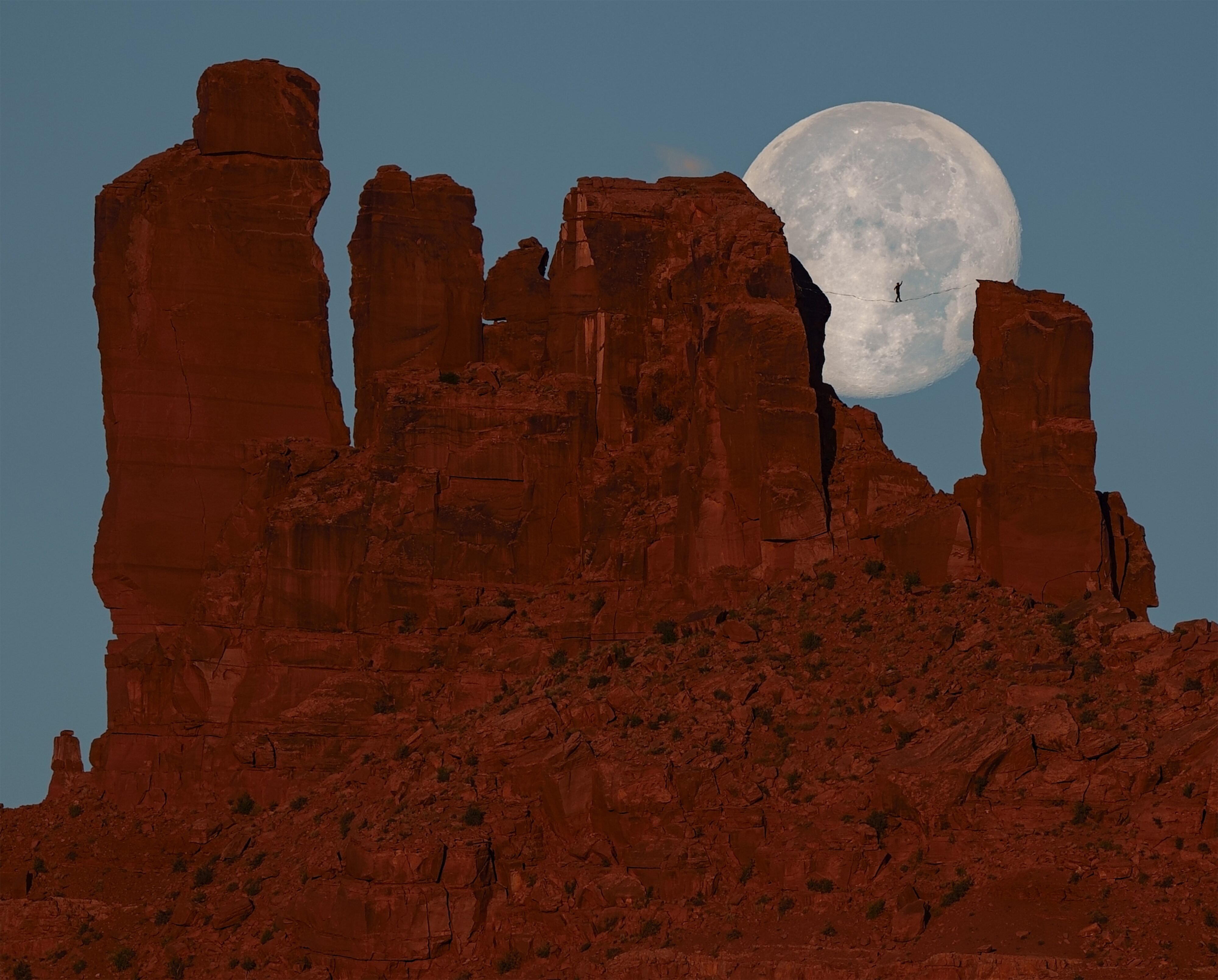 Renan Ozturk Filming a Moonwalk